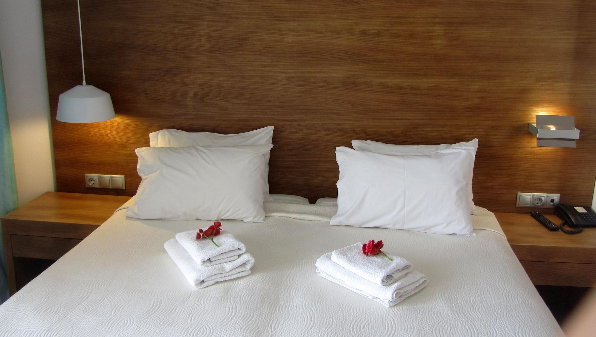 Petra Hotel Ajía Galíni Kültér fotó