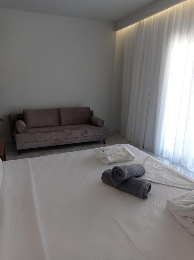 Petra Hotel Ajía Galíni Kültér fotó