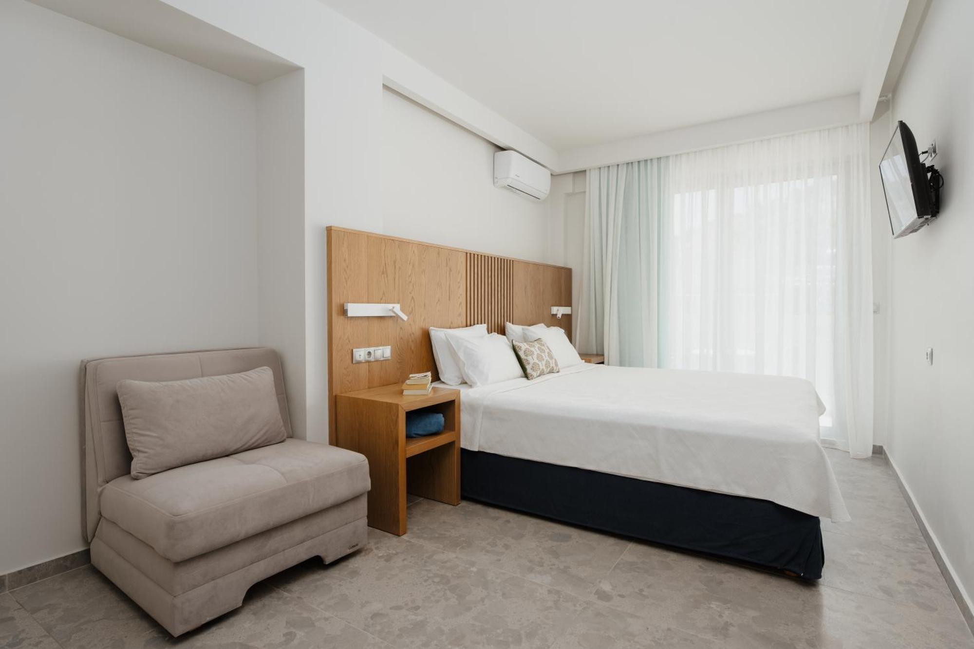 Petra Hotel Ajía Galíni Kültér fotó