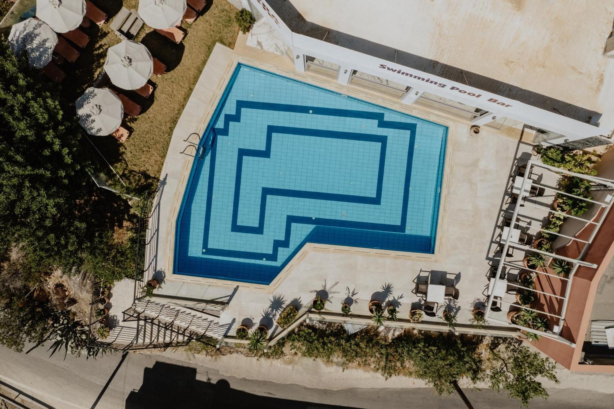 Petra Hotel Ajía Galíni Kültér fotó