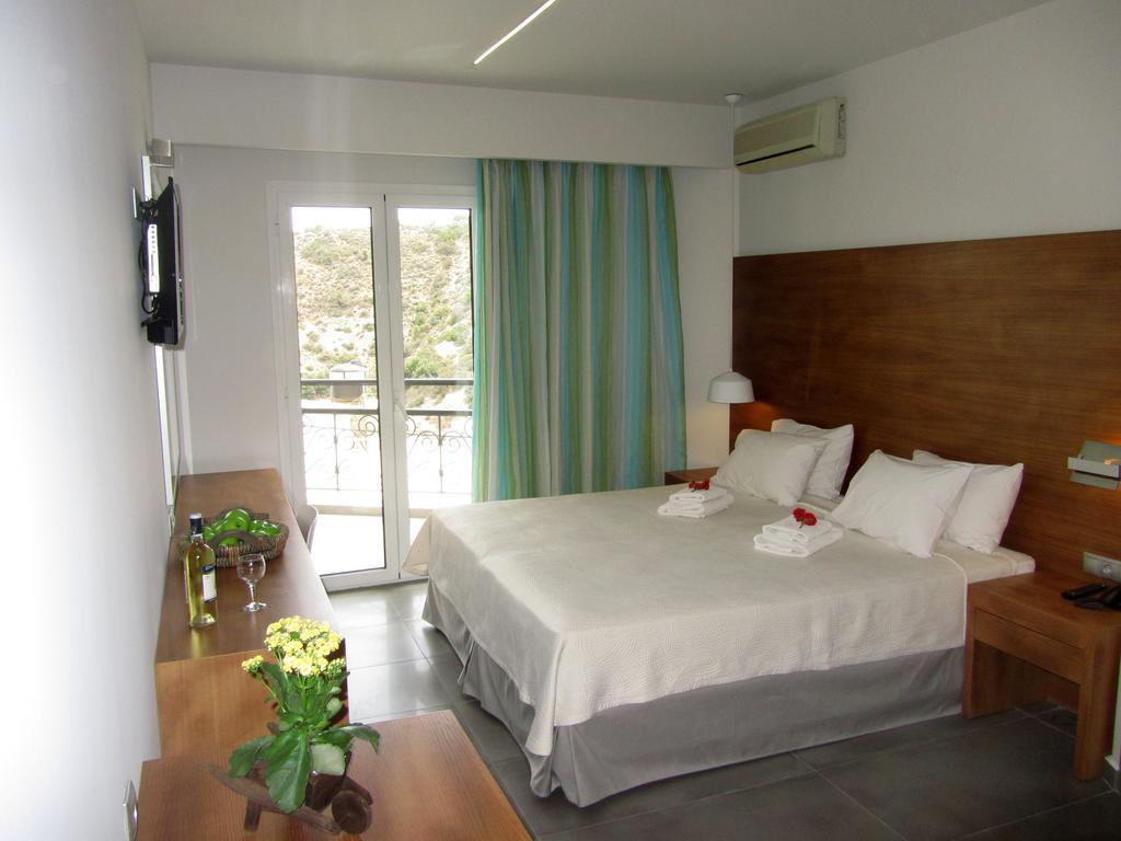 Petra Hotel Ajía Galíni Kültér fotó