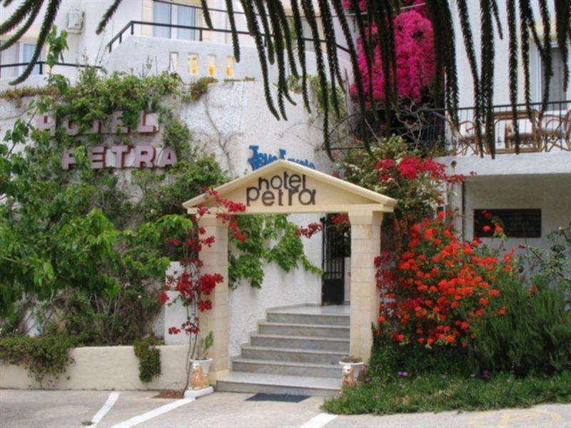 Petra Hotel Ajía Galíni Kültér fotó