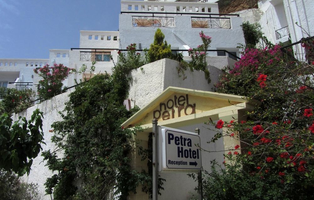Petra Hotel Ajía Galíni Kültér fotó